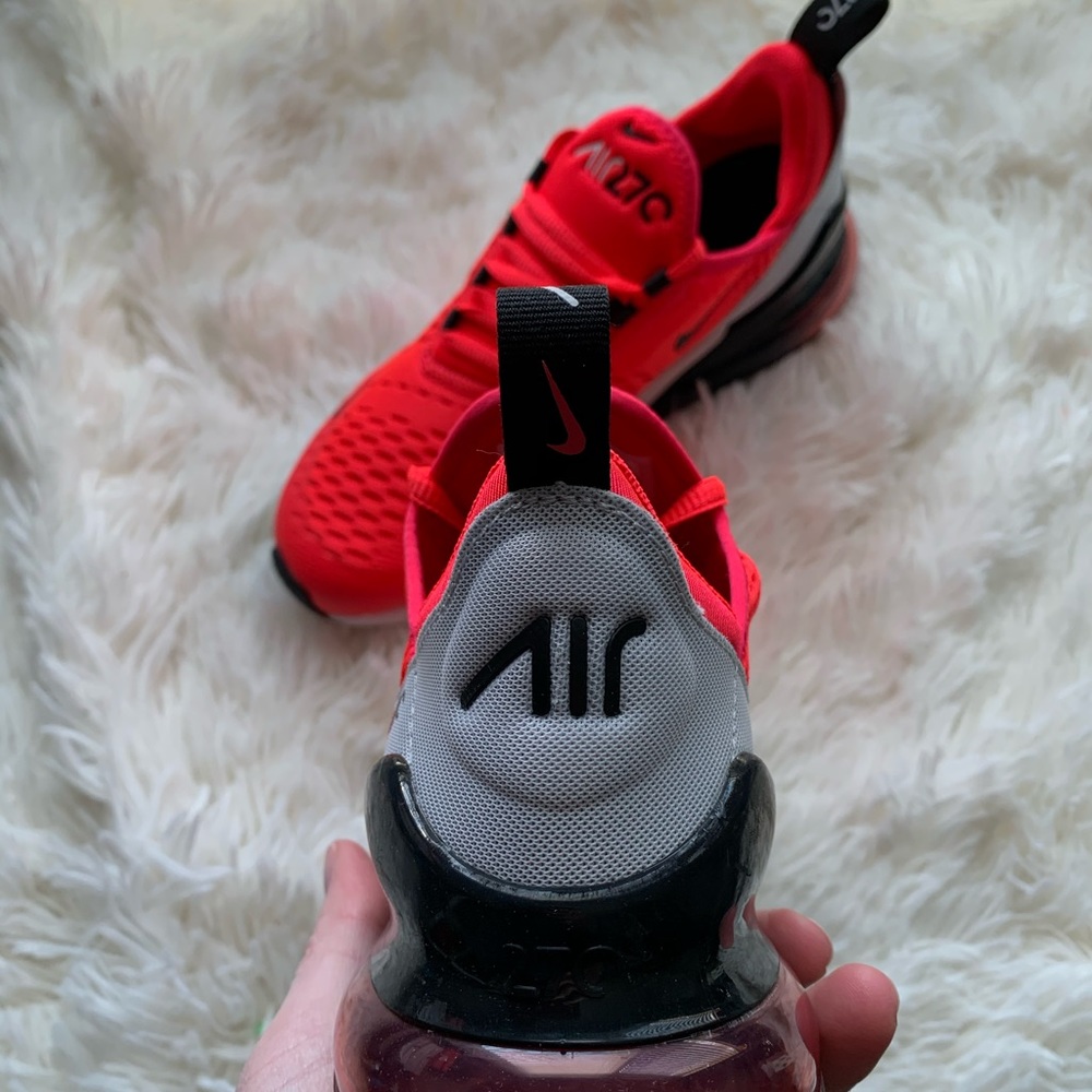 Nike Air Max 270 - Picture 6 of 6
